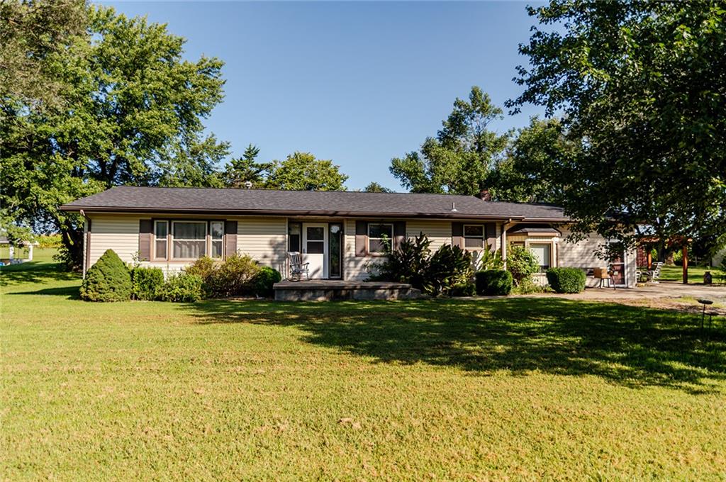 5082 59 Highway Property Photo 1