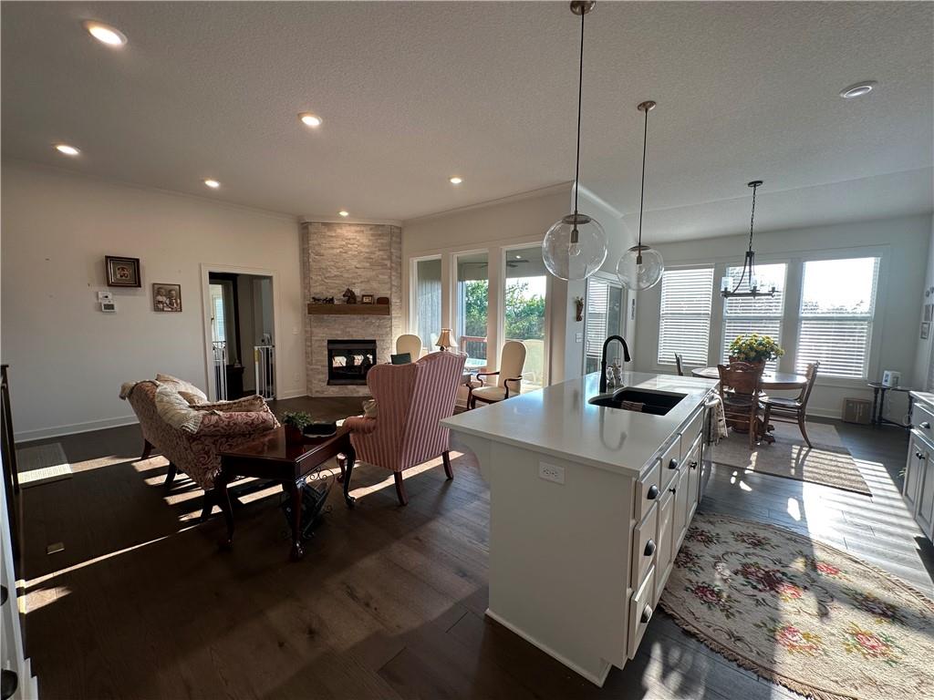 2938 Sw Arboridge Drive Property Photo 4