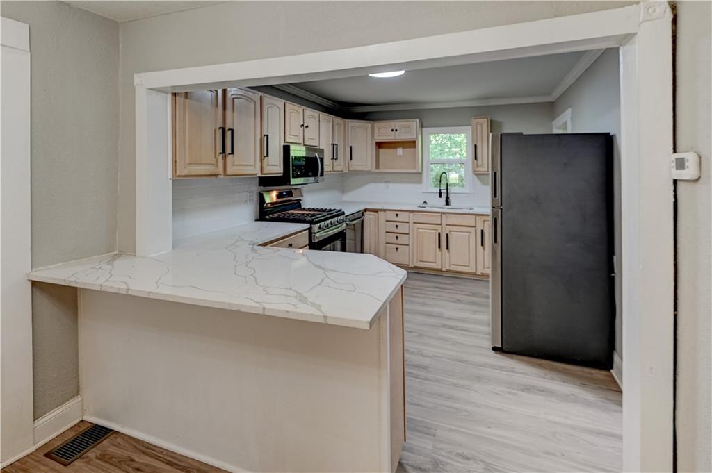 6212 Eugene Field Road Property Photo 11