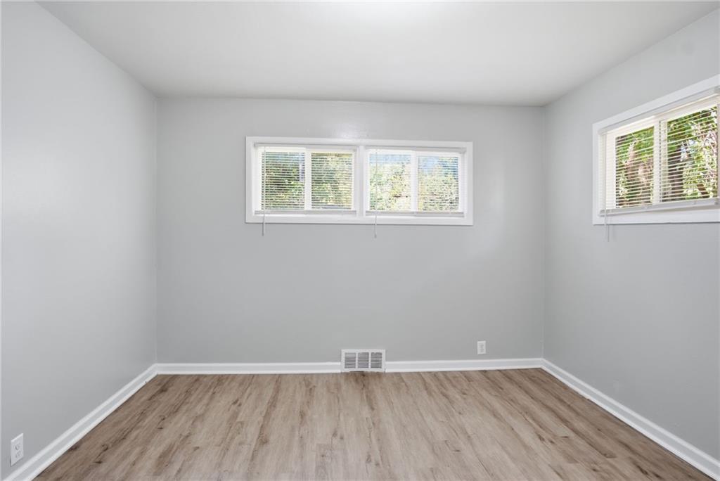 7104 Longview Road Property Photo 19