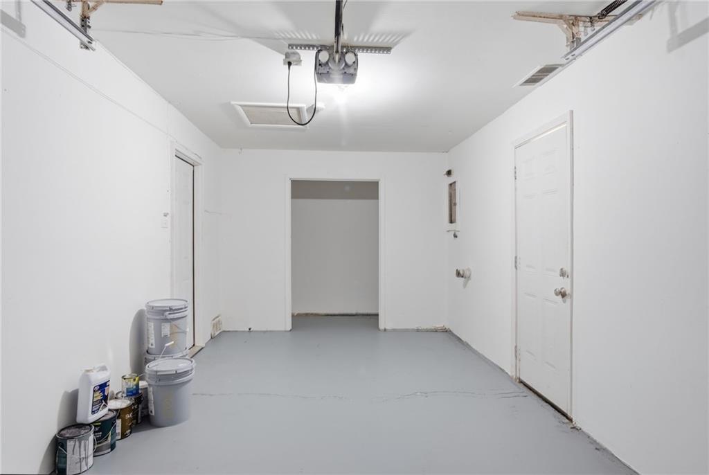 7104 Longview Road Property Photo 26