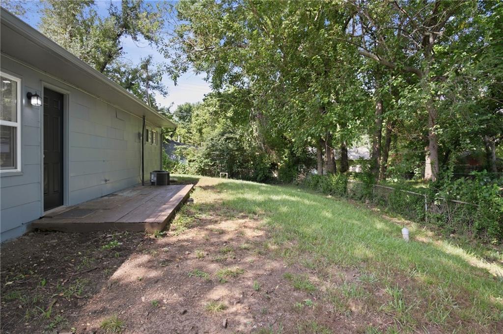 7104 Longview Road Property Photo 28