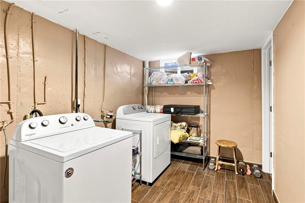 1711 N Hocker Street Property Photo 16
