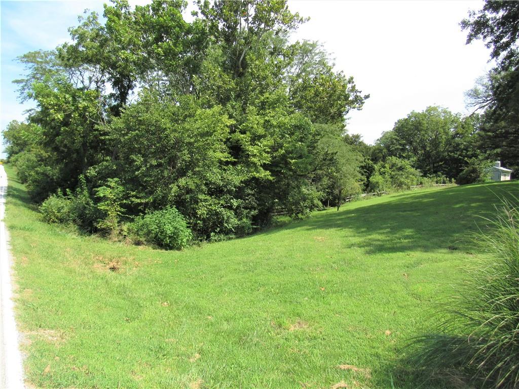 10615 Hillsboro Road Property Photo 4