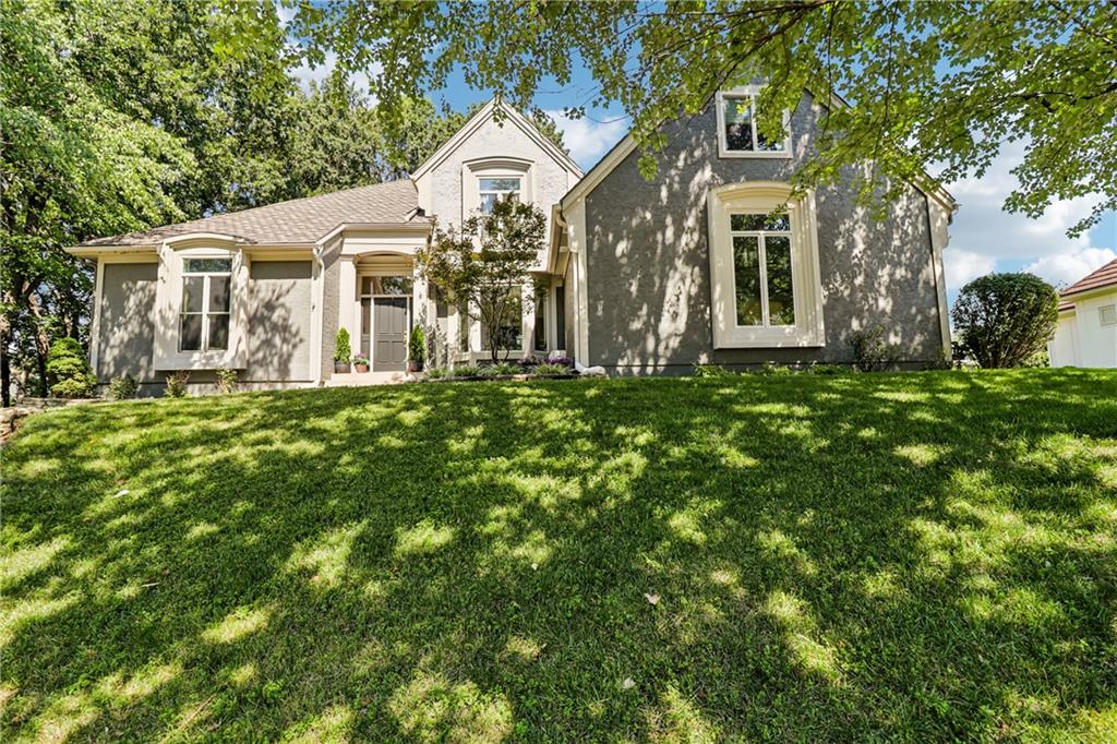 504 Ne Rushbrook Drive Property Photo 1