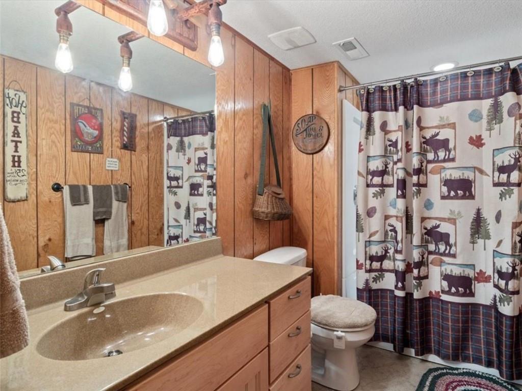 29801 Eastbank Drive Property Photo 39