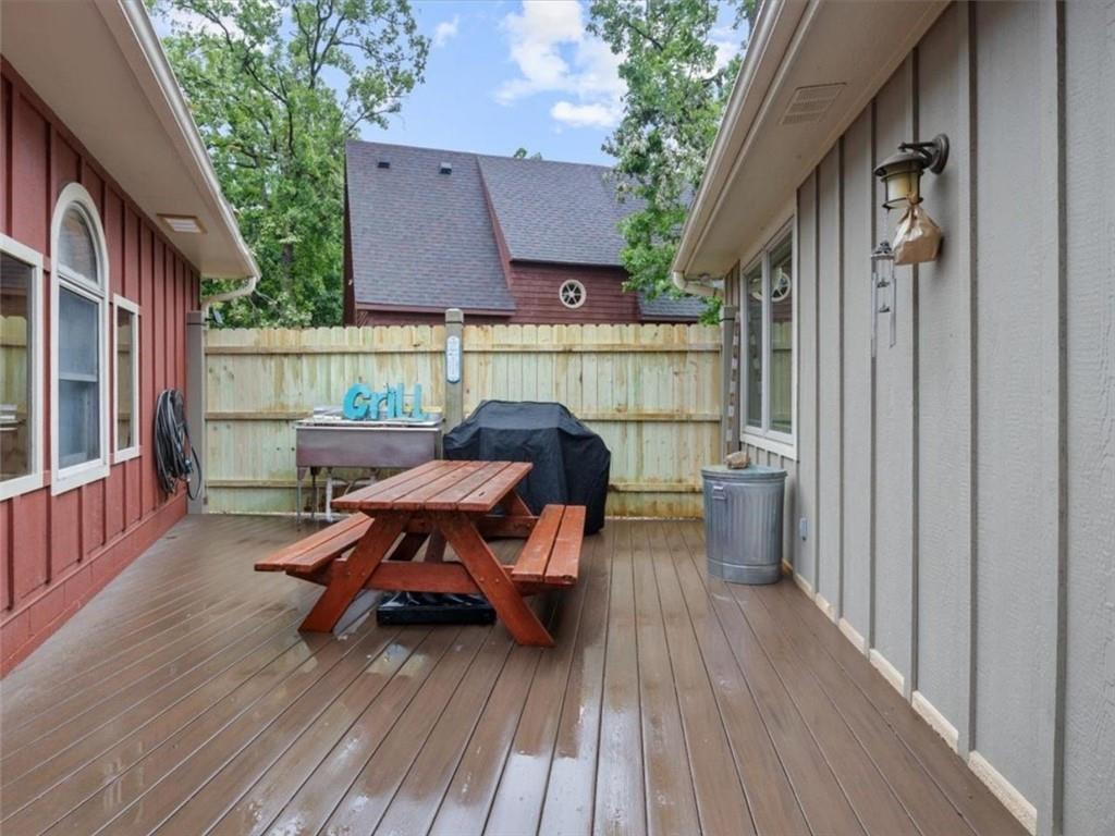 29801 Eastbank Drive Property Photo 44