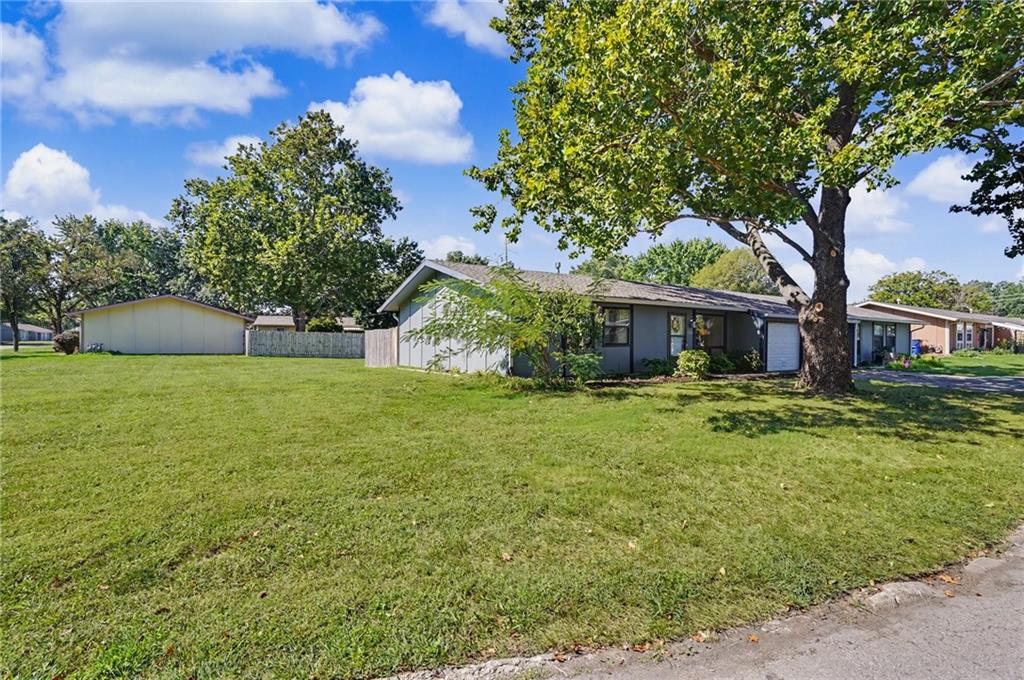 3210 Rainier Drive Property Photo 4