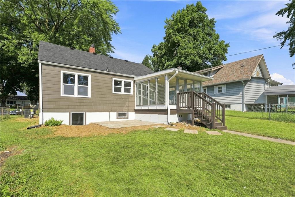 1355 S Pearl Street Property Photo 37