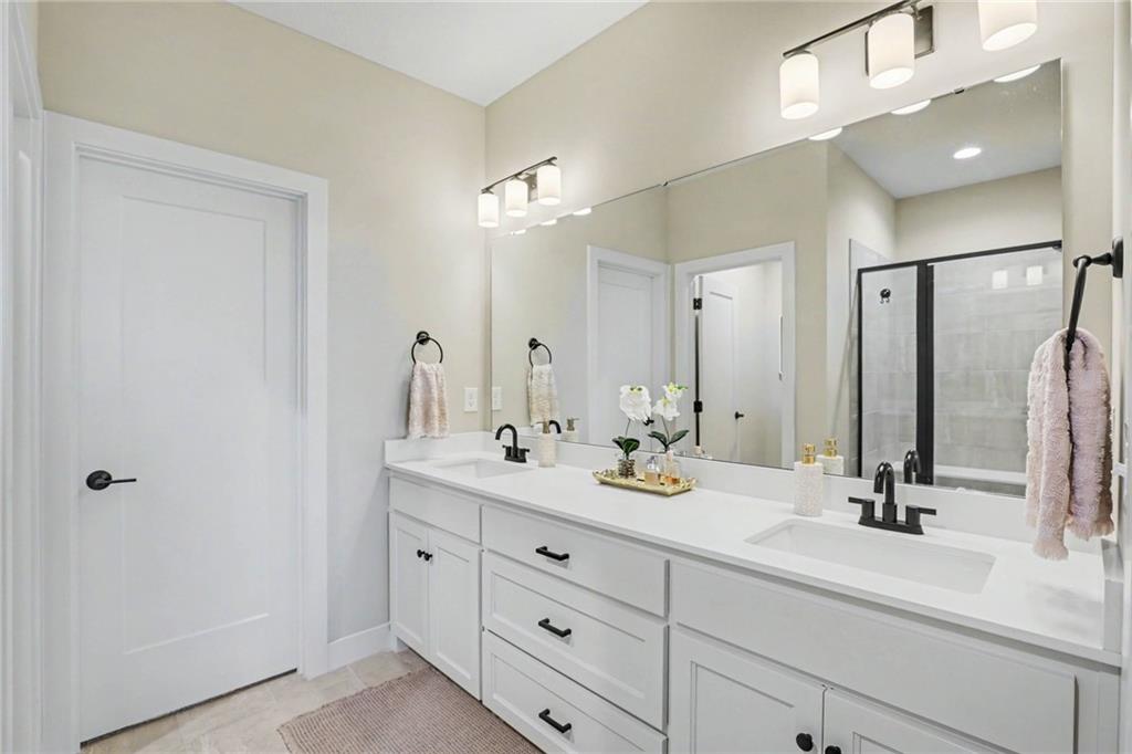 24956 W 94th Place Property Photo 14