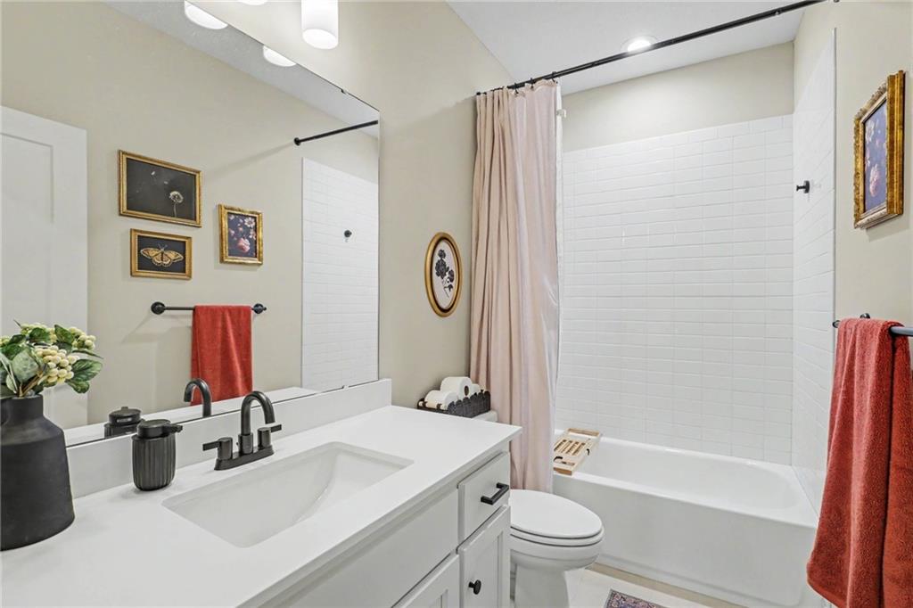 24956 W 94th Place Property Photo 19