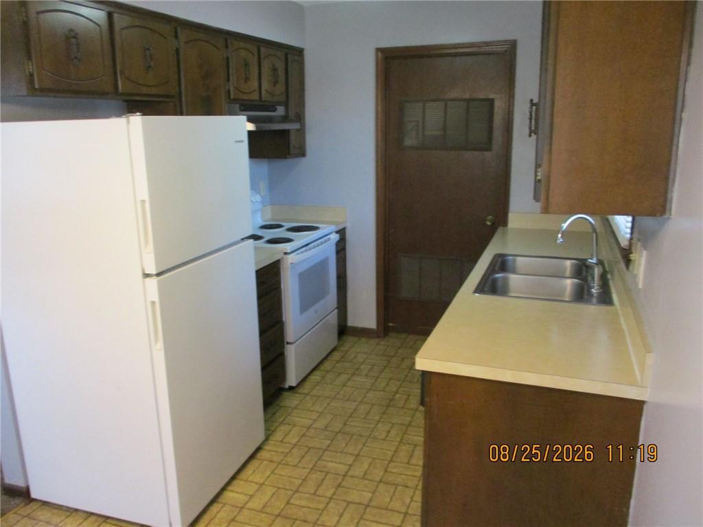 120 Emile Street Property Photo 7