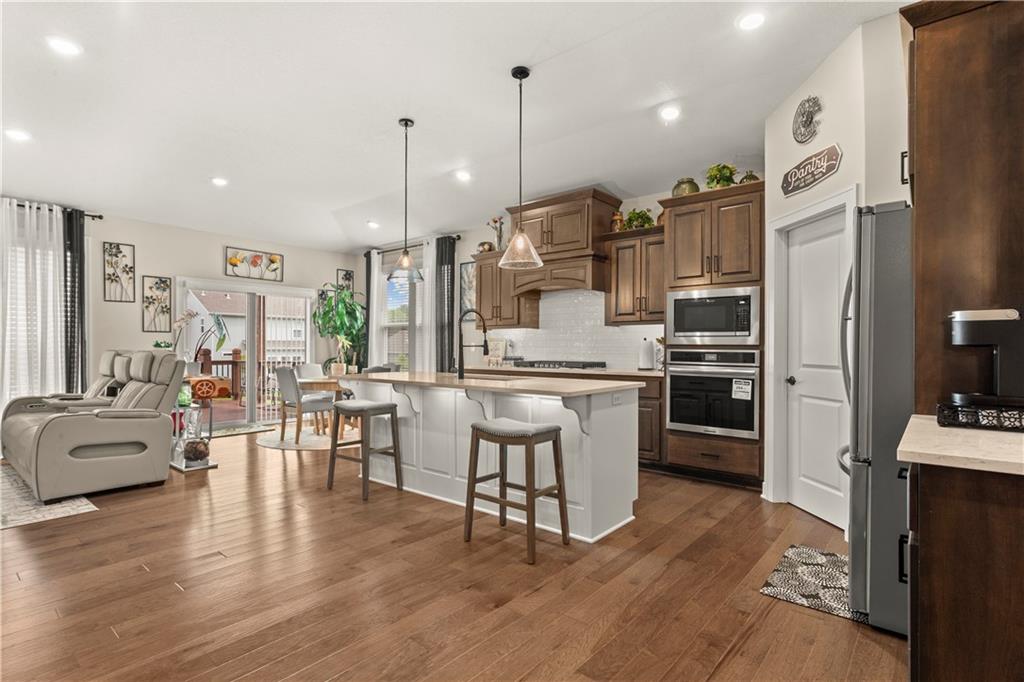 520 Se David Road Property Photo 1