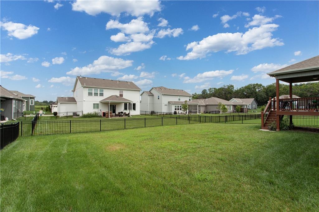 520 Se David Road Property Photo 4