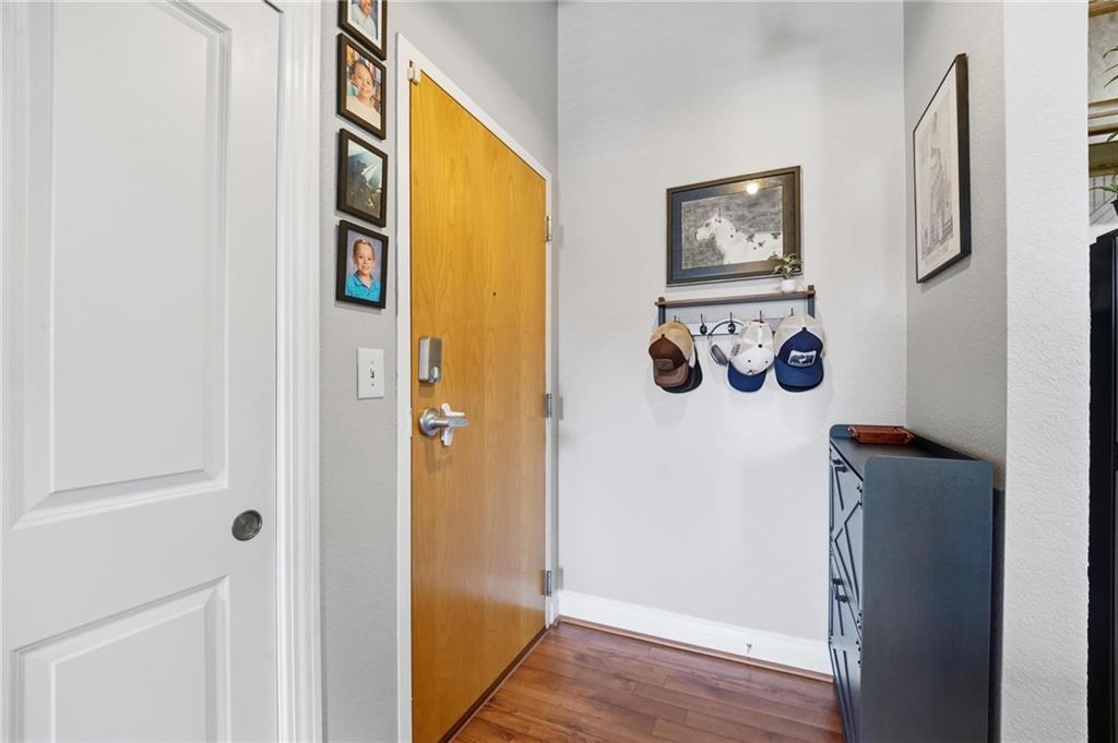 609 Central Street Property Photo 5