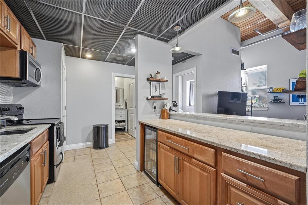 609 Central Street Property Photo 11
