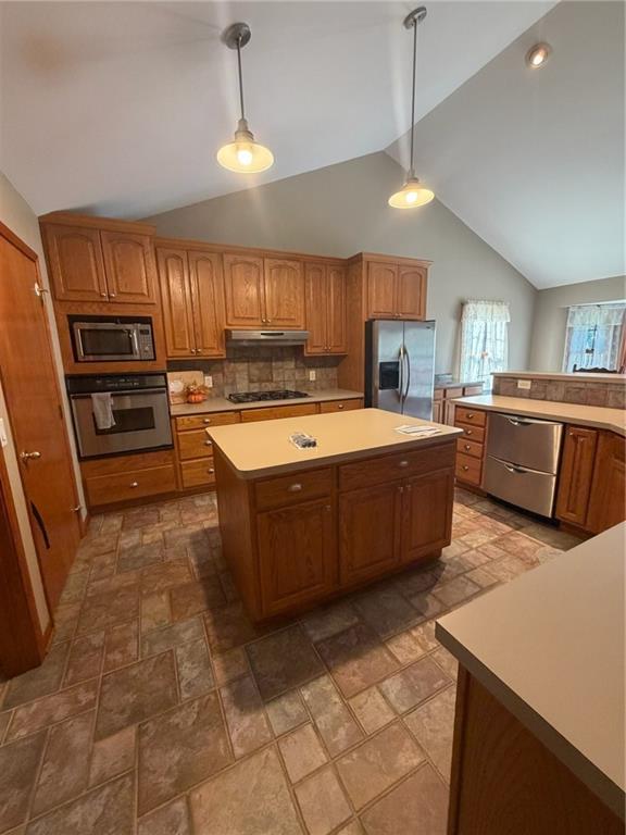 1313 Se Moore Road Property Photo 5