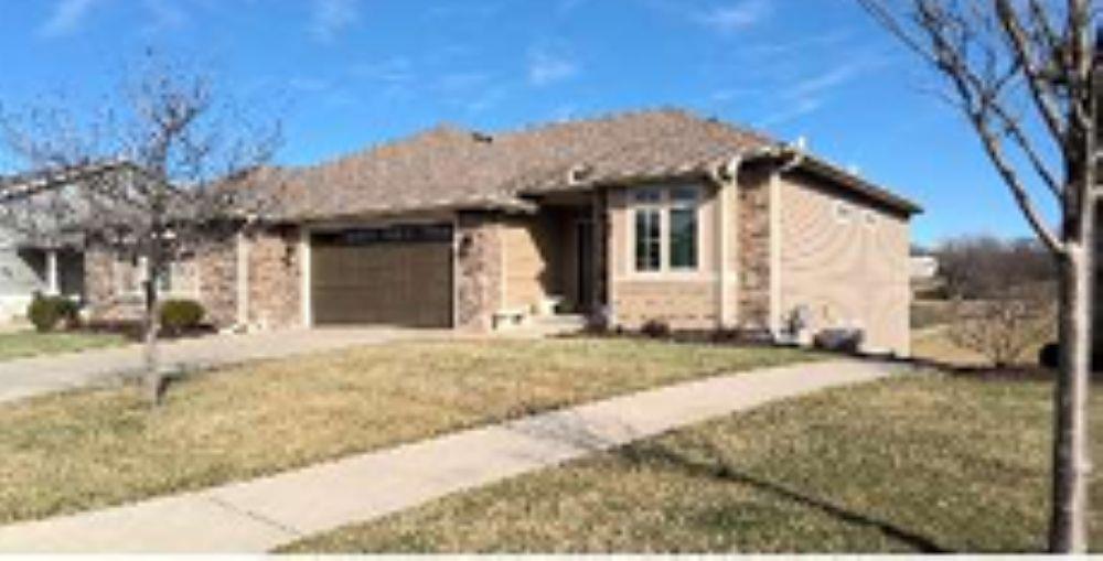 341 N Parker Circle Property Photo 1