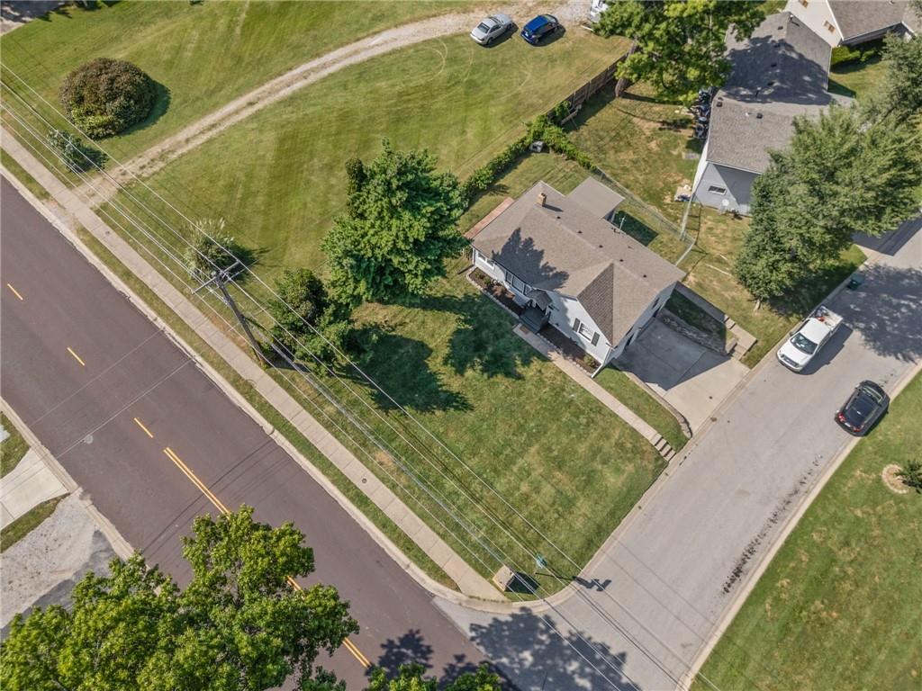 8804 W 79th Street Property Photo 33
