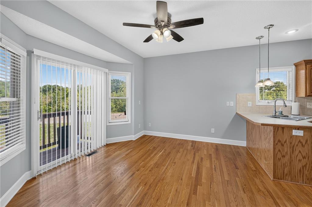 7562 N Eastern Avenue Property Photo 11