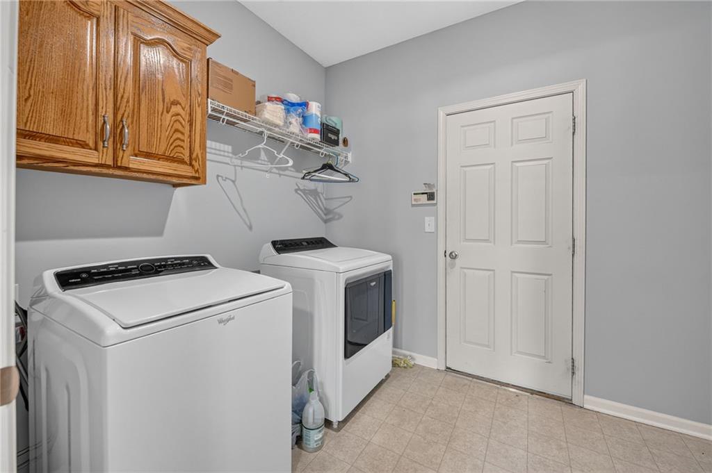 7562 N Eastern Avenue Property Photo 20