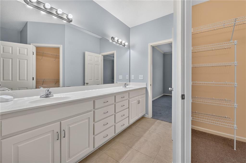 7562 N Eastern Avenue Property Photo 31