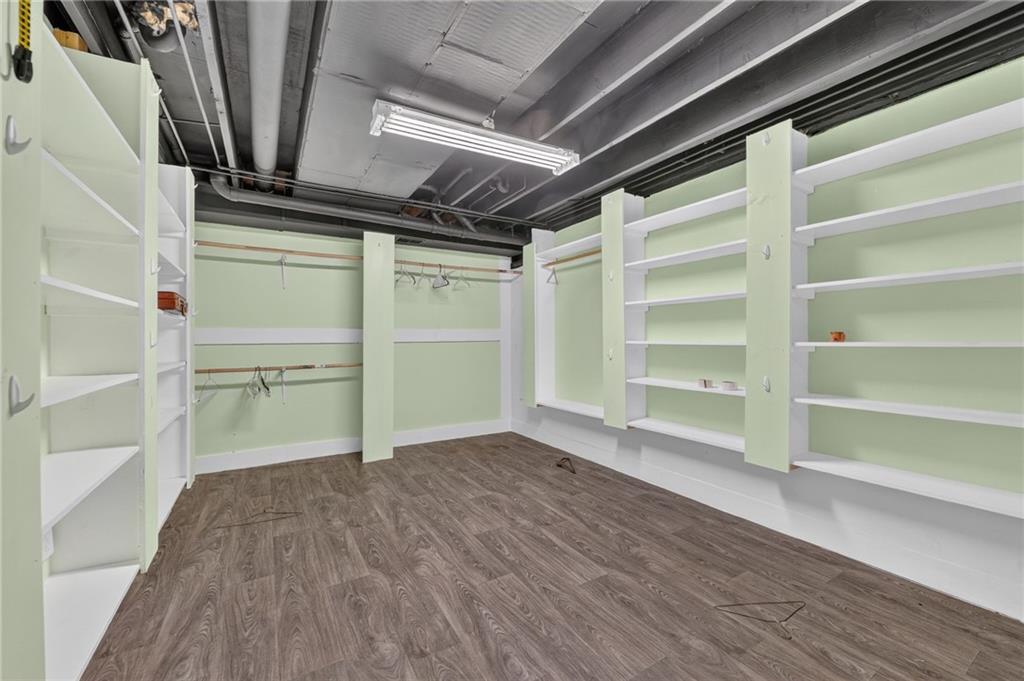 7562 N Eastern Avenue Property Photo 35