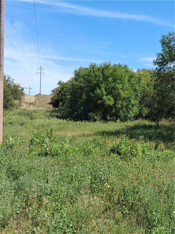Highway 75 Highway Property Photo 2