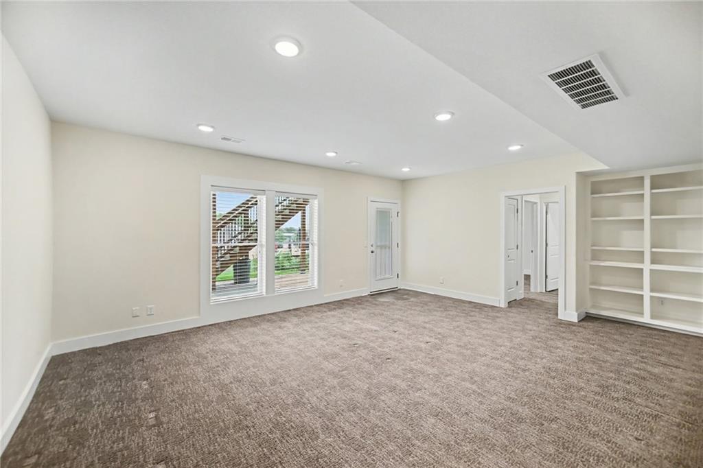 304 Prairie Rose Circle Property Photo 14