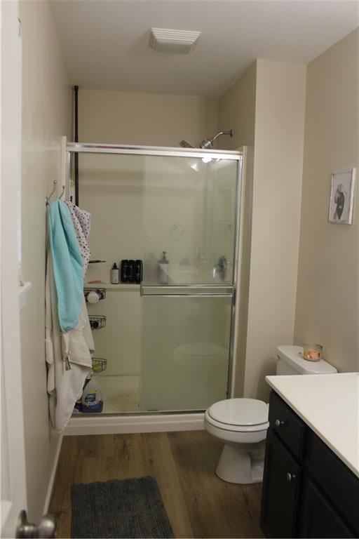 212 Whispering Hills Boulevard Property Photo 25