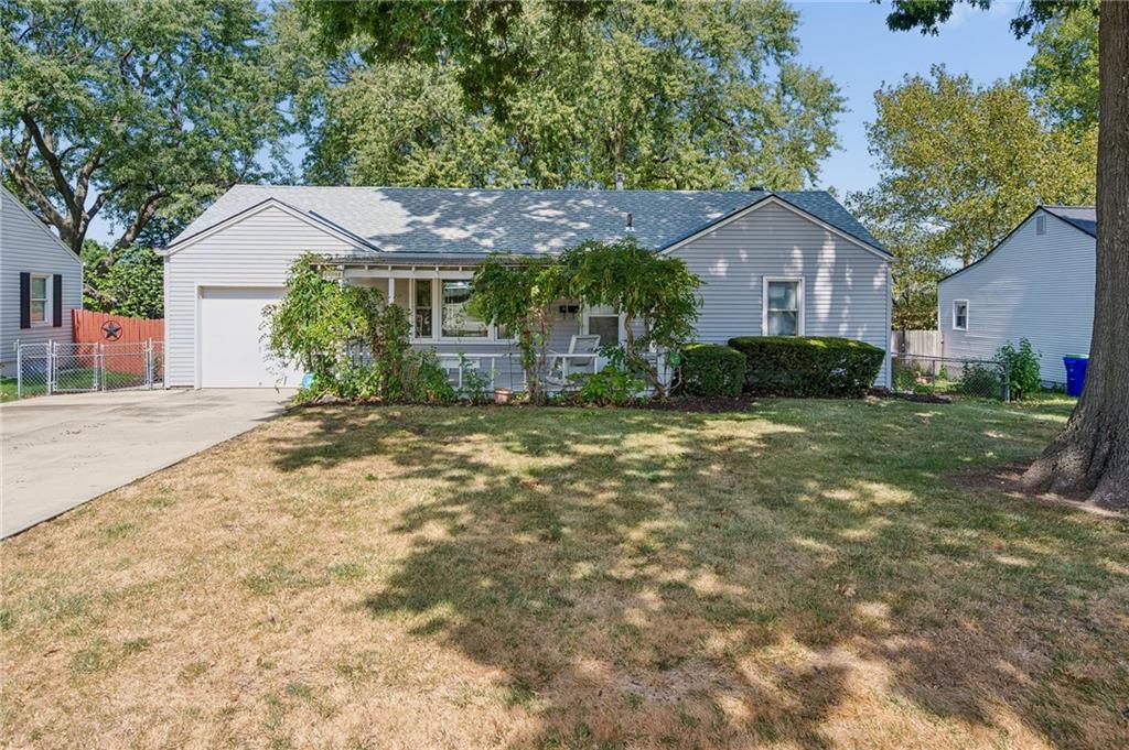11318 W 66th Terrace Property Photo
