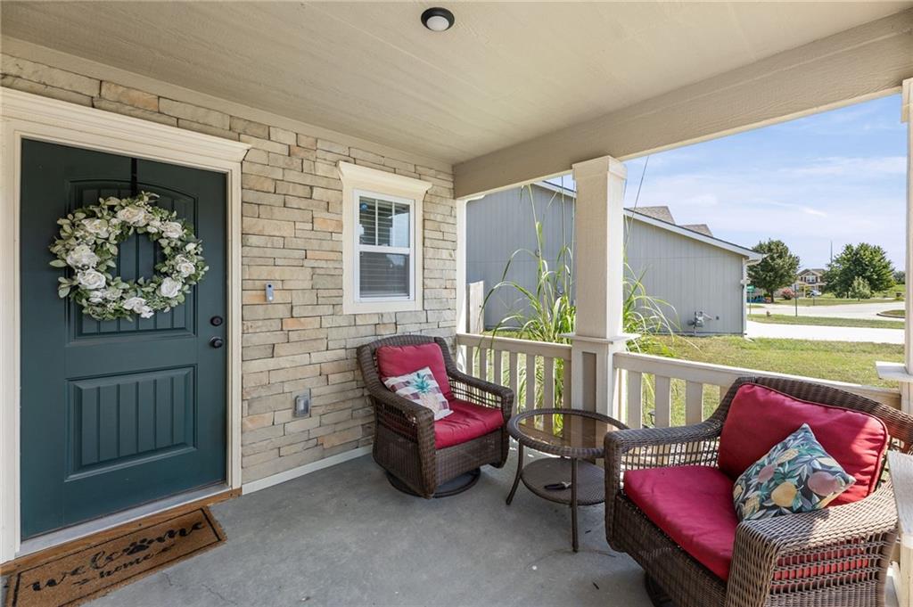 1607 Bluestem Drive Property Photo 2