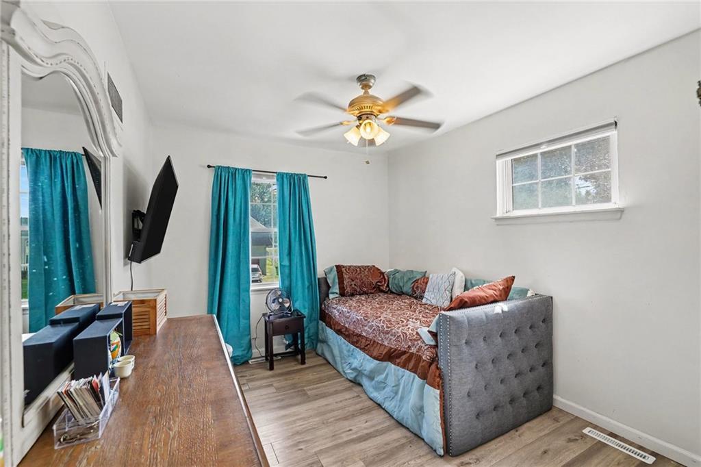 2018 E Mohawk Court Property Photo 6