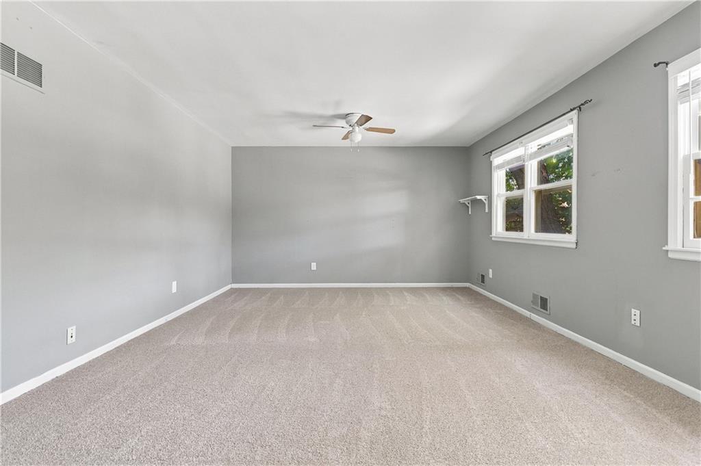 6819 Caenen Avenue Property Photo 18