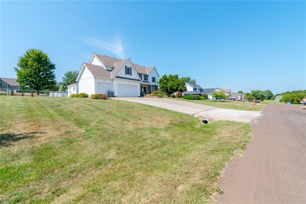 17807 157th Terrace Property Photo 3