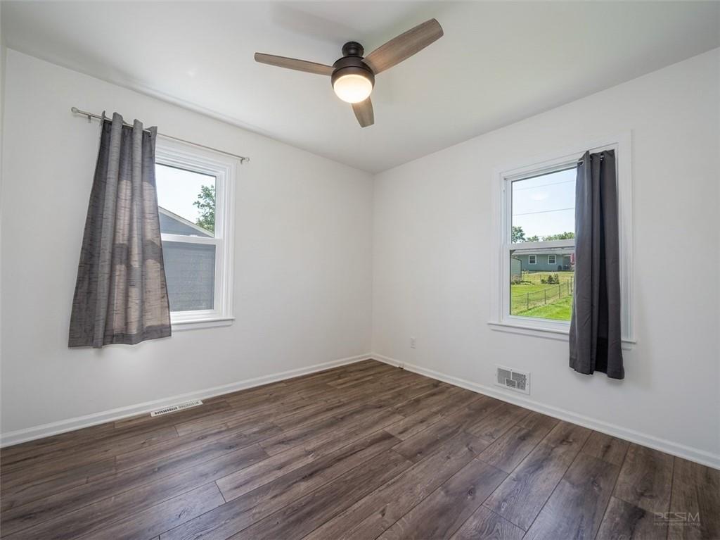 4720 S Crysler Drive Property Photo 28
