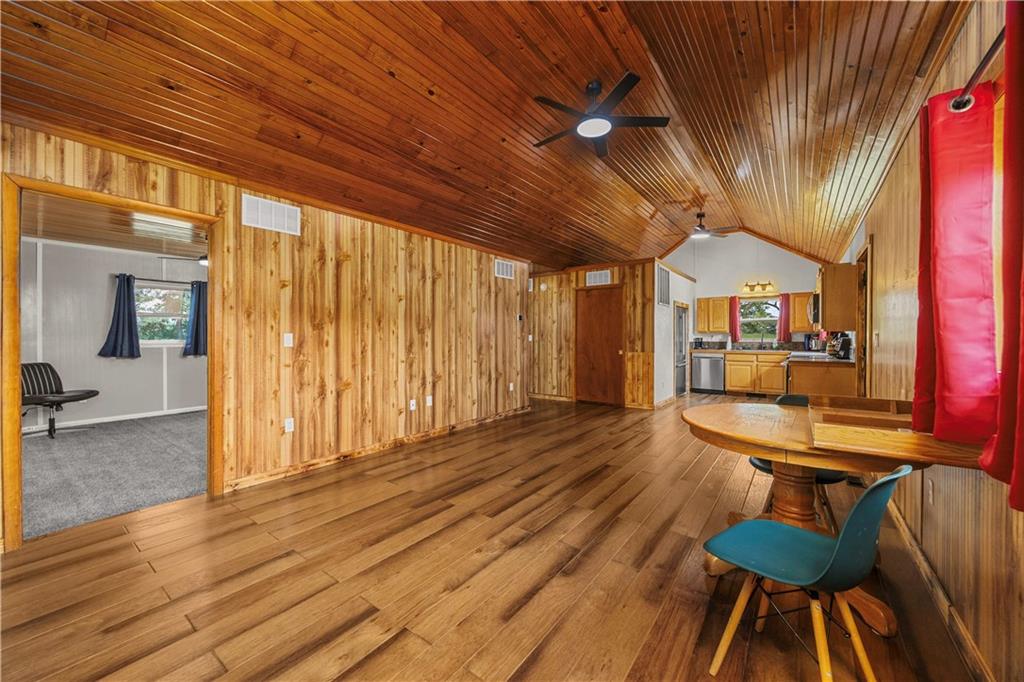 2259 Reno Road Property Photo 12