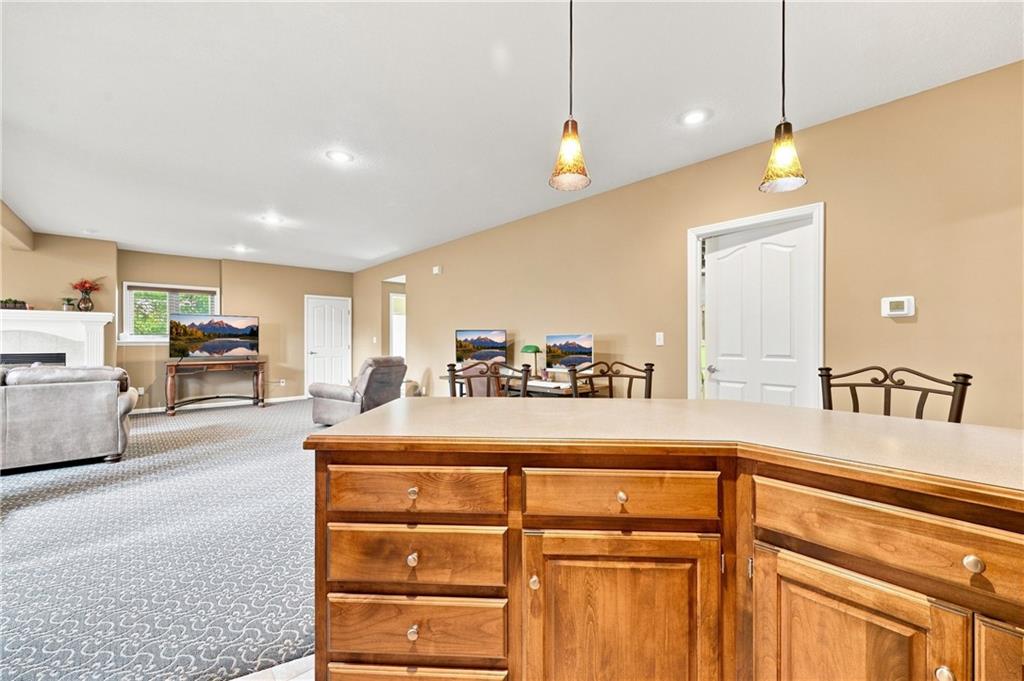 6833 Woodside Avenue Property Photo 25