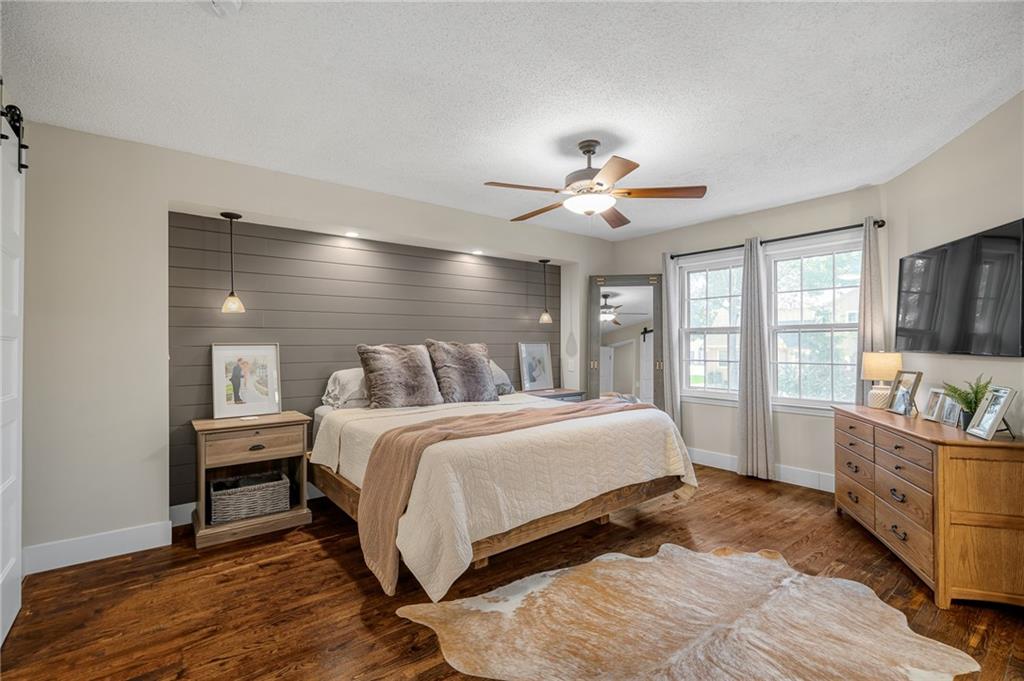 10927 W 99th Place Property Photo 15