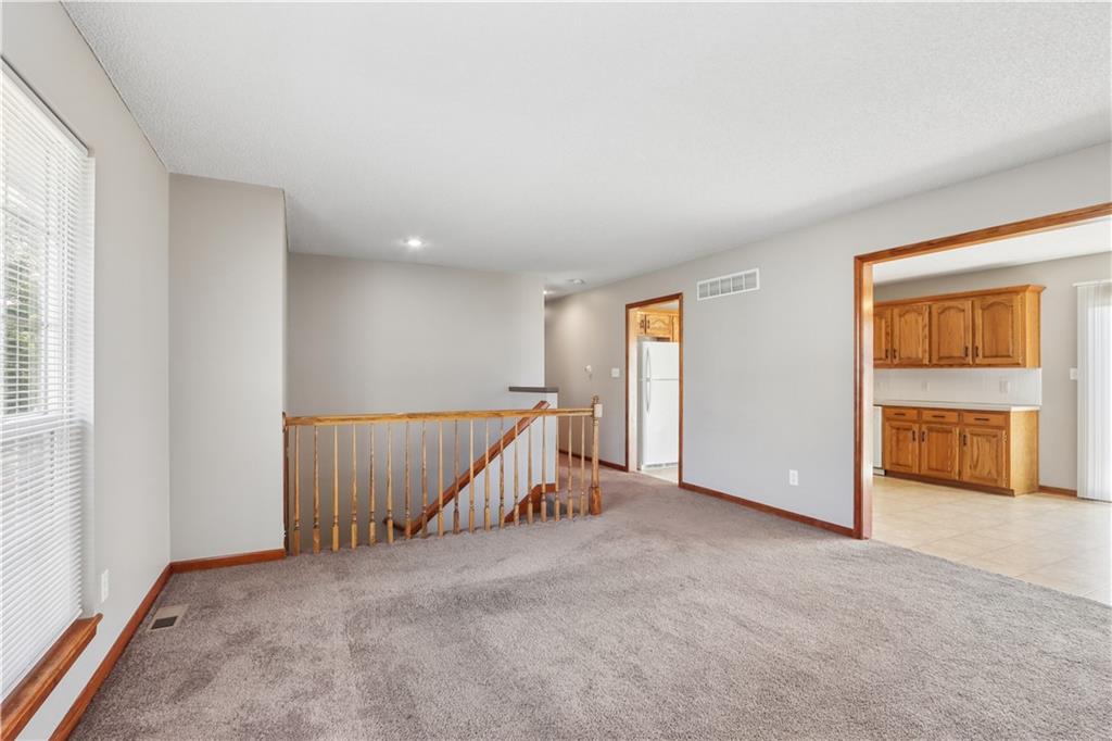 2009 Cypress Way Property Photo 4