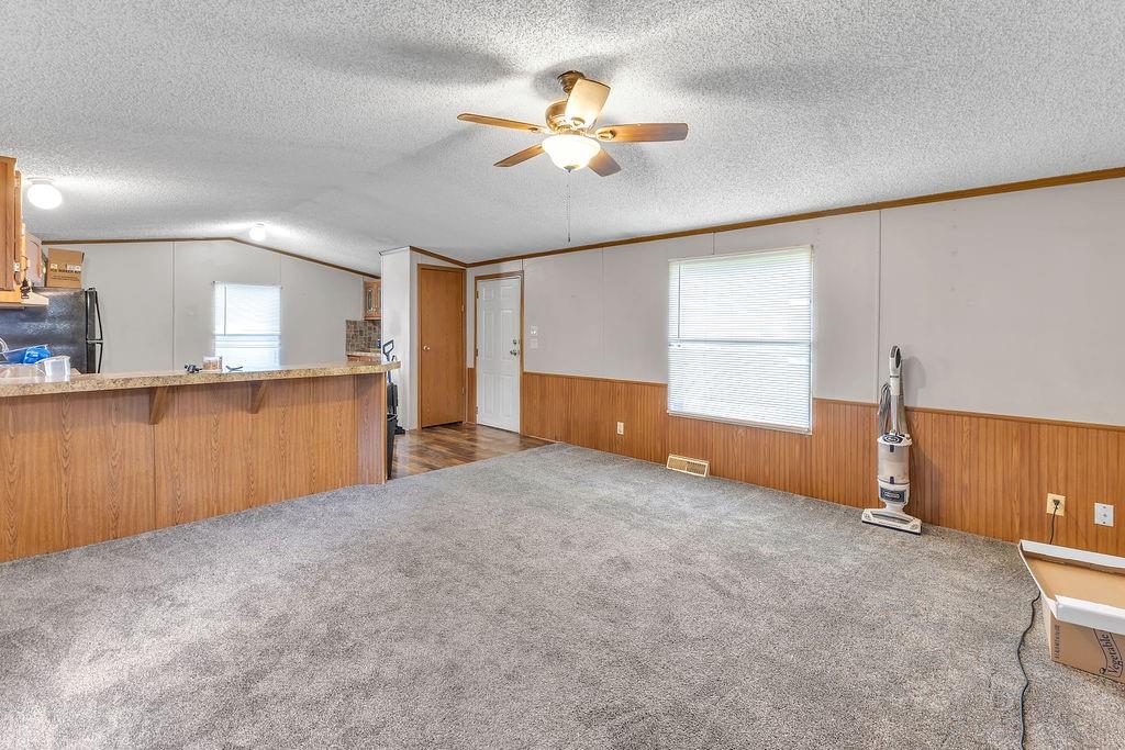 309 E Walnut Avenue Property Photo 3