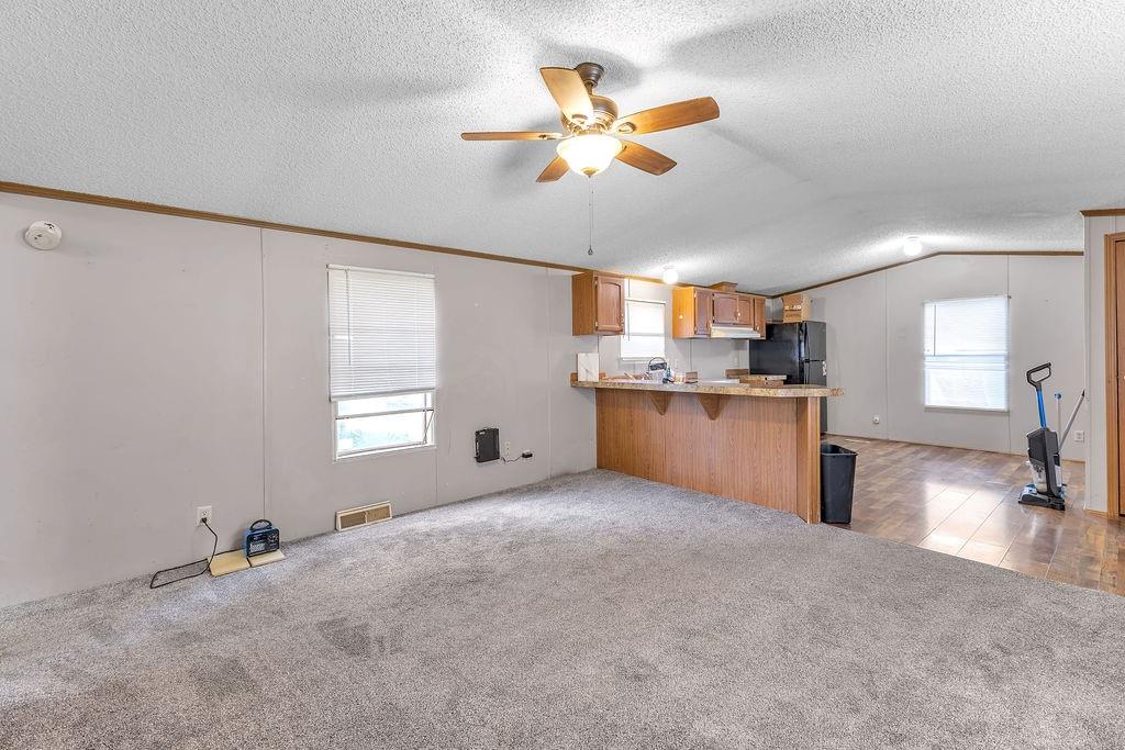 309 E Walnut Avenue Property Photo 5