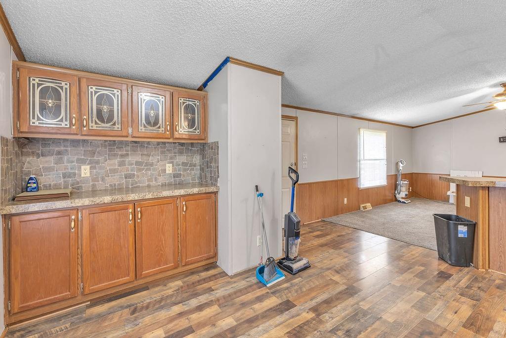 309 E Walnut Avenue Property Photo 8