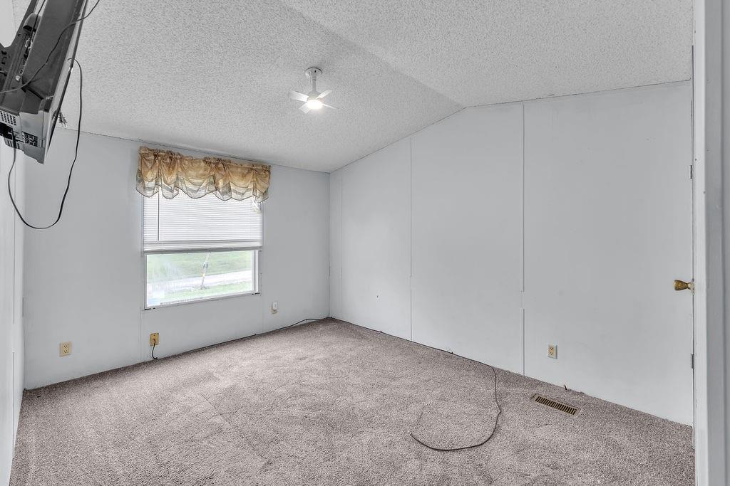 309 E Walnut Avenue Property Photo 15