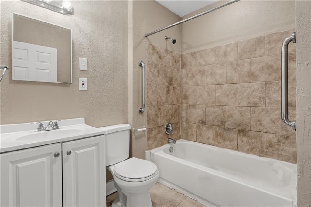 3005 E 32nd Street Property Photo 19
