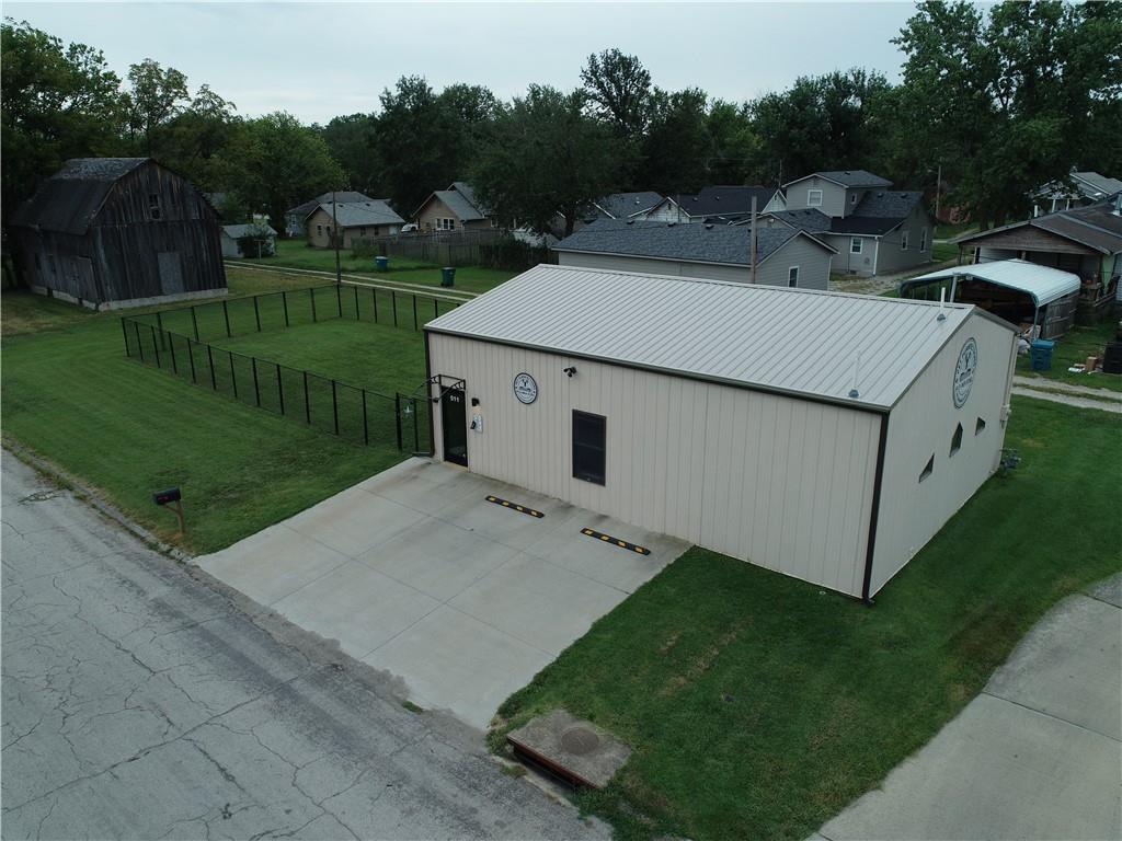 511 Carr Avenue Property Photo