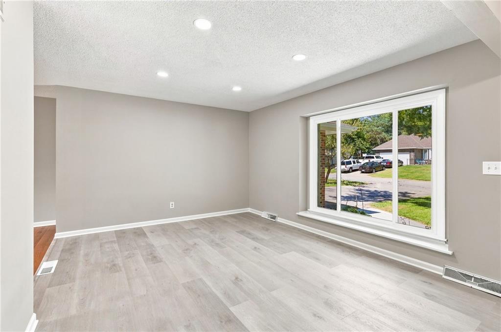 11717 W 53rd Street Property Photo 6