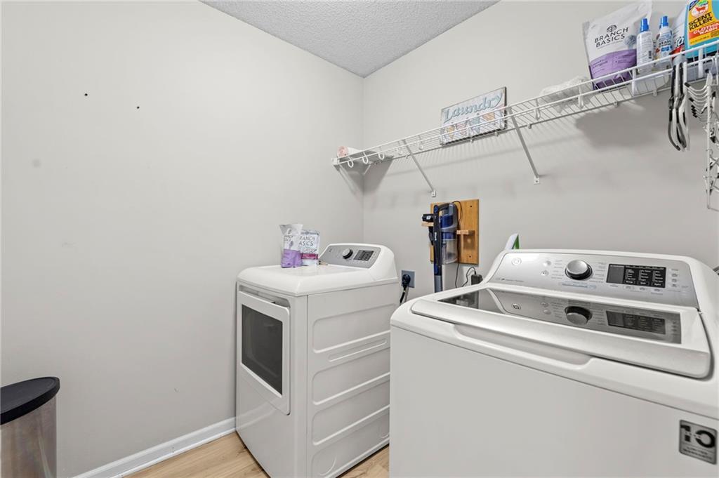 9924 N Marsh Avenue Property Photo 29