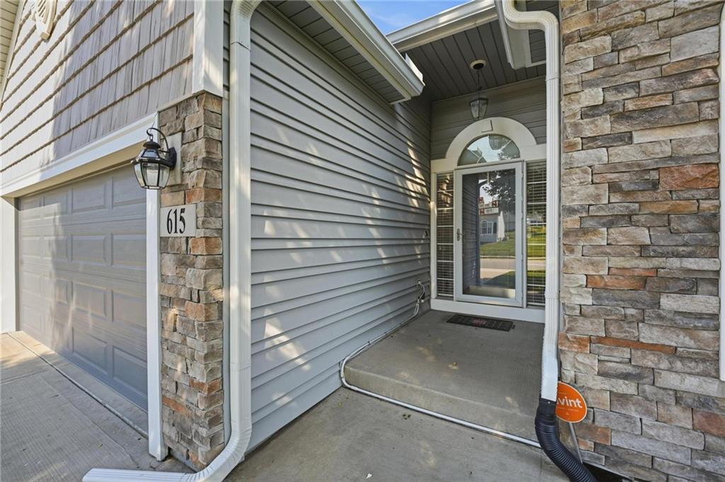 615 Johnston Parkway Property Photo 4