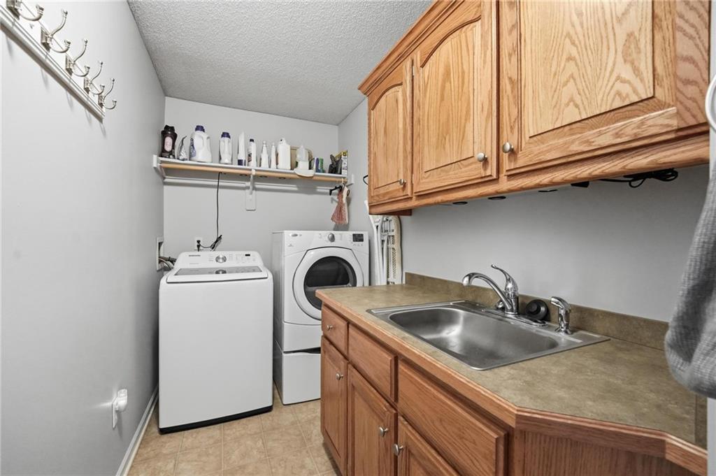 615 Johnston Parkway Property Photo 23